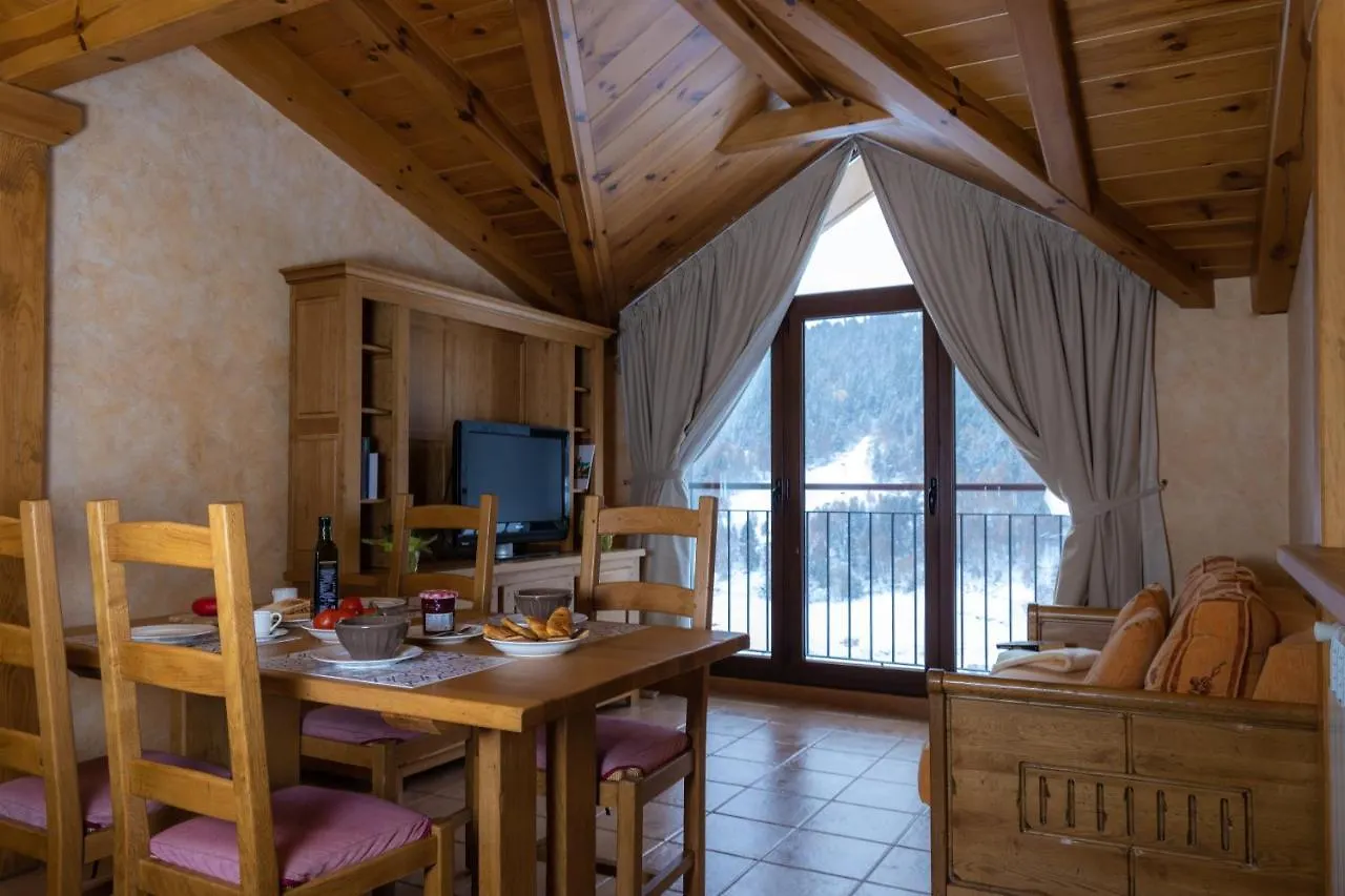 Apartaments Els Llacs Bordes d'Envalira 0*,  Andorra