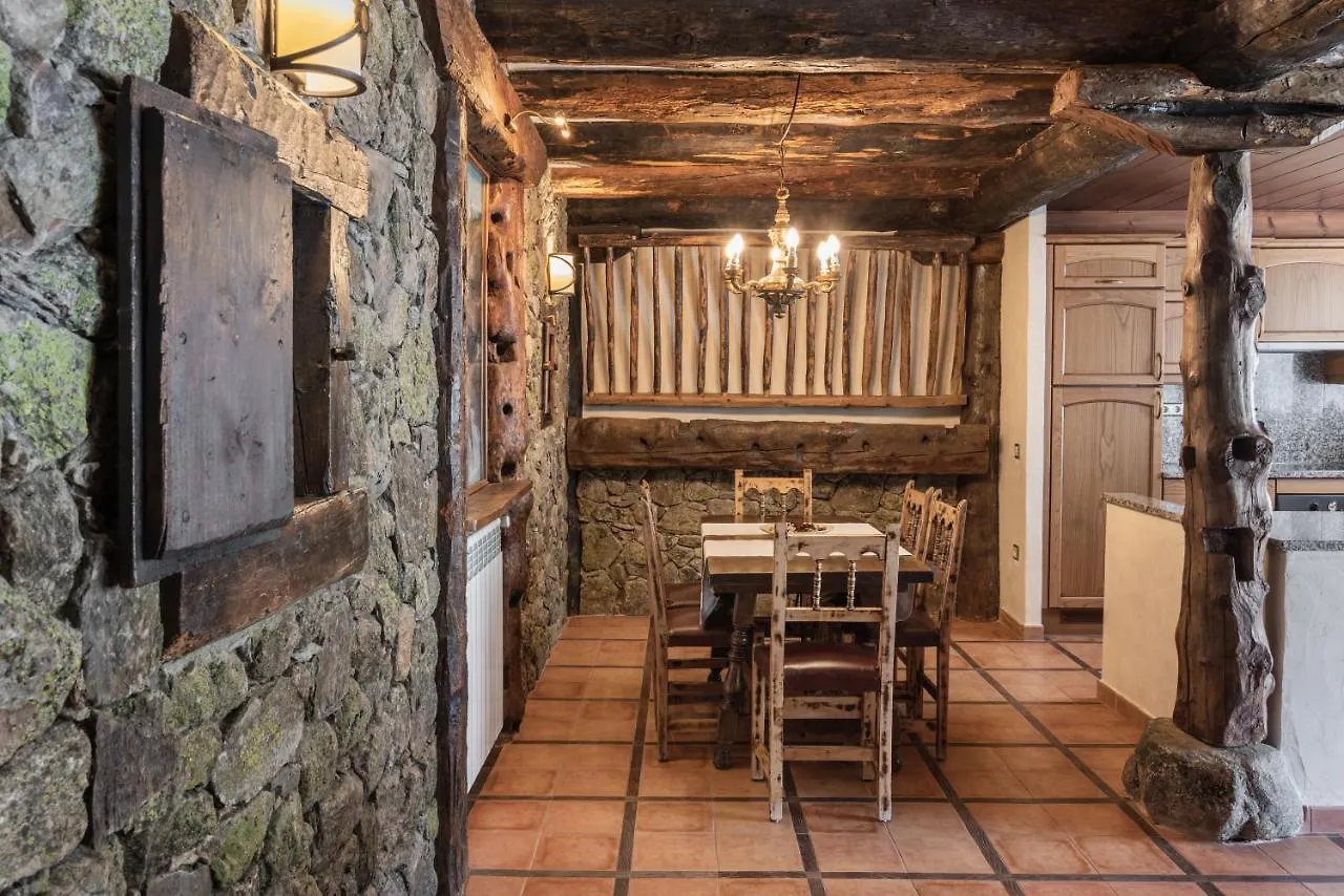 Apartment Apartaments Els Llacs Bordes d'Envalira