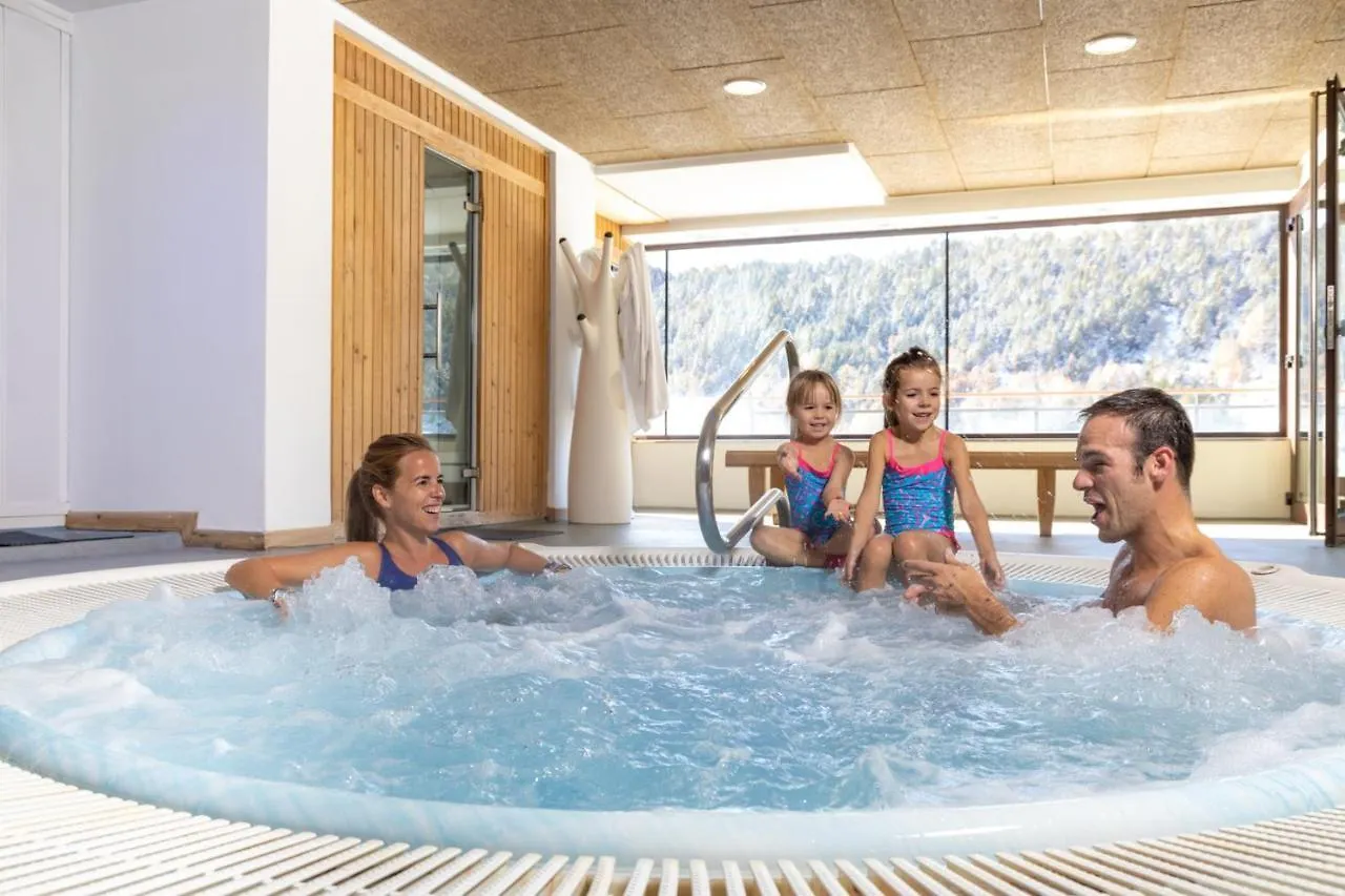 Apartaments Els Llacs Bordes d'Envalira 0*,  Andorra